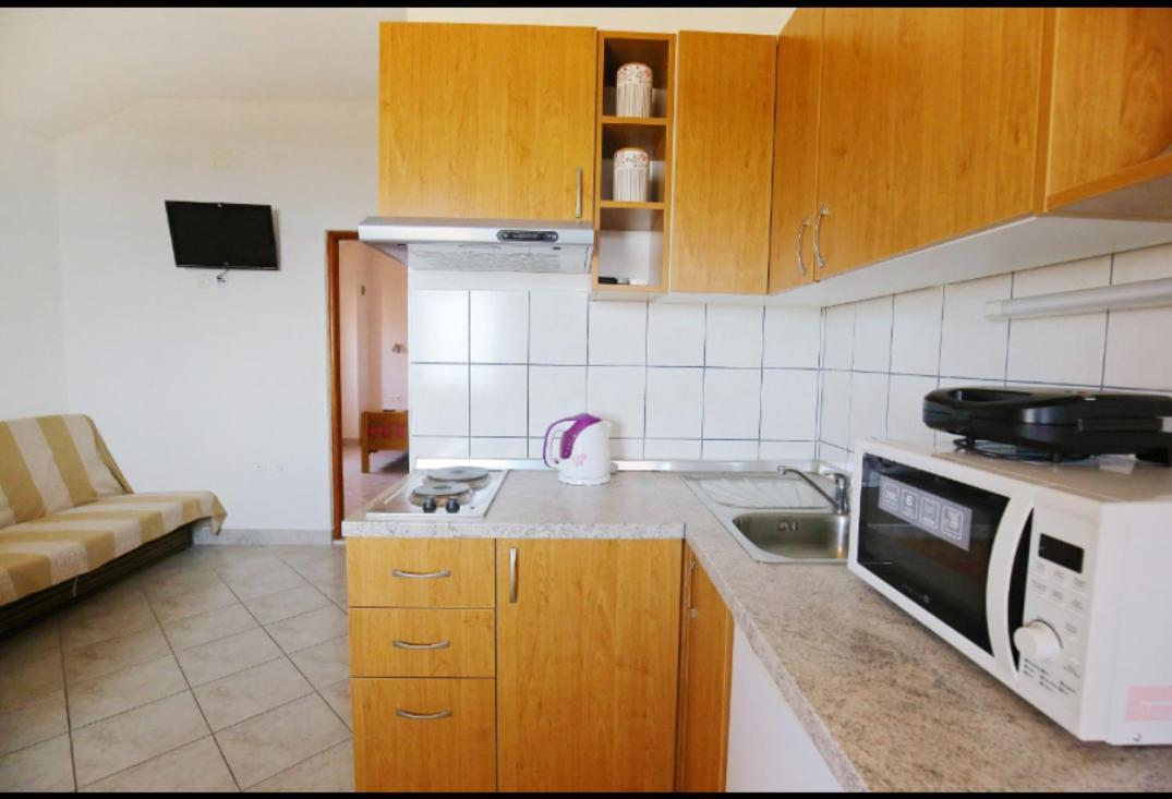 Apartmani Mirjana ทริบานี-ครุสชิซา ภายนอก รูปภาพ