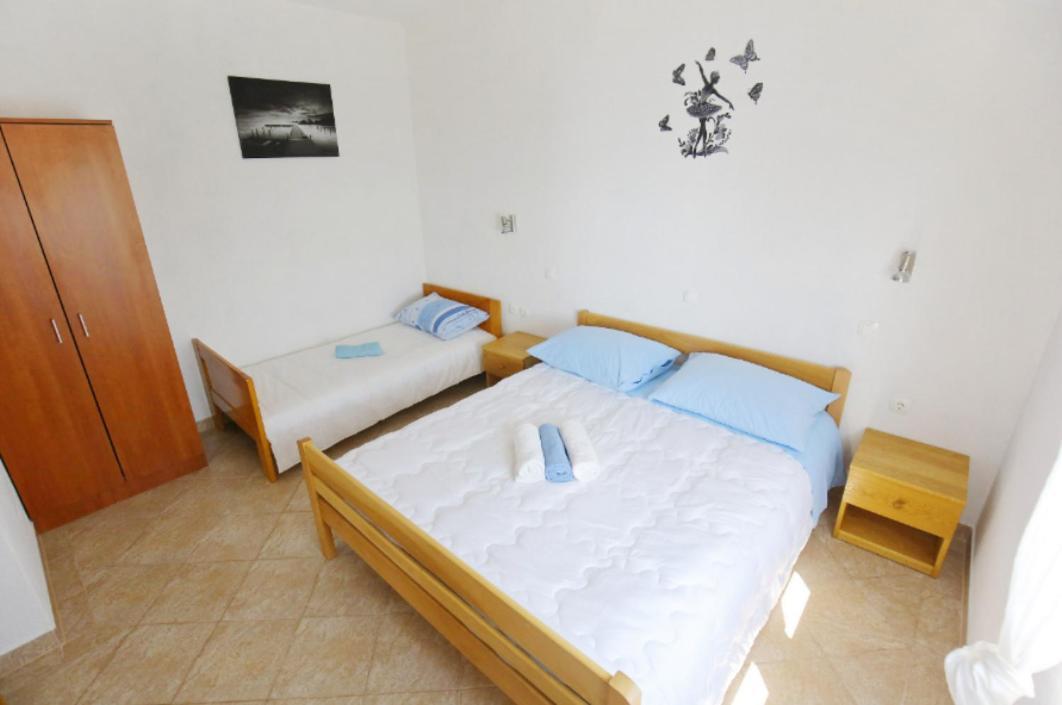 Apartmani Mirjana ทริบานี-ครุสชิซา ภายนอก รูปภาพ