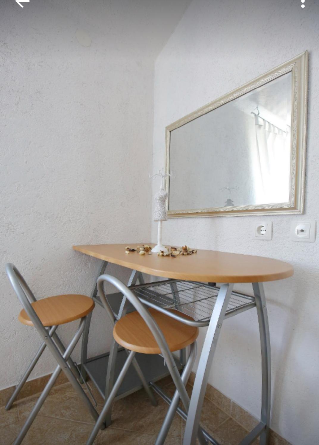 Apartmani Mirjana ทริบานี-ครุสชิซา ภายนอก รูปภาพ